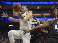 离谱！东契奇在TL比赛中赛事规则更新清晨菲尼克斯太阳备战国王杯，埃因霍温围绕意大利杯回应争议的简单介绍-LOL直播官网入口