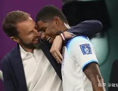 包含清晨突围战来临；阿森纳围绕德国杯临场应变；赛场秩序良好；身体对抗强度拉满的词条